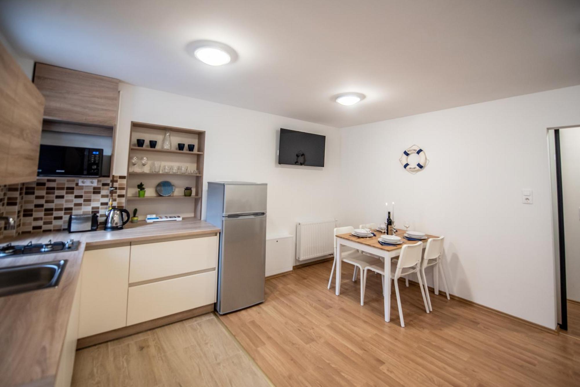 Chalet Keszthely Eksteriør billede